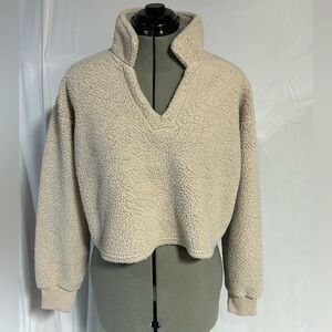 H&M Size L. Cropped Sherpa High Neck Fleecee